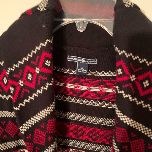 Beautiful American Living vest. - Picture 3 of 3